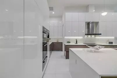 11412 NE 8th Ave, Biscayne Park, FL 33161 - Photo 22