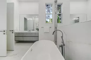 11412 NE 8th Ave, Biscayne Park, FL 33161 - Photo 48
