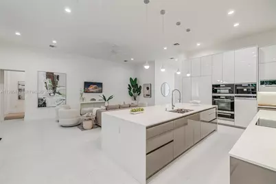 11412 NE 8th Ave, Biscayne Park, FL 33161 - Photo 14