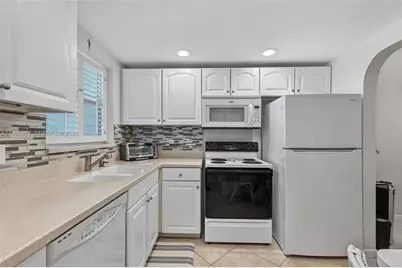 6650 Royal Palm Blvd #207C, Margate, FL 33063 - Photo 1