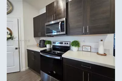 30602 SW 193rd Ct, Homestead, FL 33030 - Photo 8