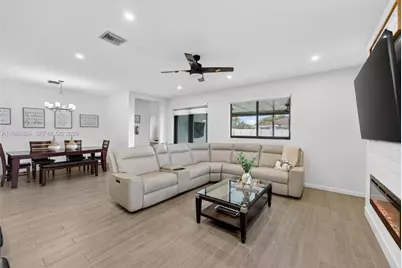30602 SW 193rd Ct, Homestead, FL 33030 - Photo 6