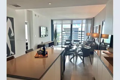 88 SW 7th St #1908, Miami, FL 33130 - Photo 2