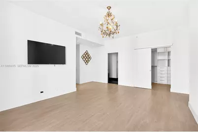 701 Brickell Key Blvd #LPH-06, Miami, FL 33131 - Photo 10