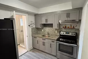 2238 NW 5th St, Miami, FL 33125 - Photo 6