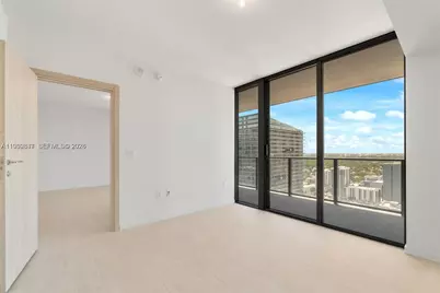 1000 Brickell Plz #3310, Miami, FL 33131 - Photo 8