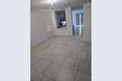 600 NE 4th Ter, Florida City, FL 33034 - Photo 2