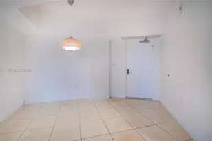 20000 E Country Club Dr, Aventura, FL 33180 - Photo 14