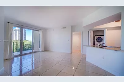 20000 E Country Club Dr #512, Aventura, FL 33180 - Photo 6