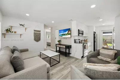 1448 NE 25th Ct, Pompano Beach, FL 33064 - Photo 2