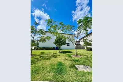 2355 NW 125th St, Miami, FL 33167 - Photo 20