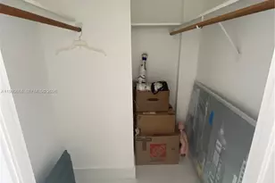 2780 NE 183rd St, Aventura, FL 33160 - Photo 12