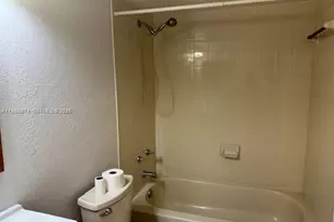 8560 SW 212th St, Cutler Bay, FL 33189 - Photo 14