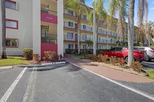 1600 SW 127th Way, Pembroke Pines, FL 33027 - Photo 38