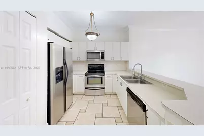 2221 SE 26th Ln #2221, Homestead, FL 33035 - Photo 16