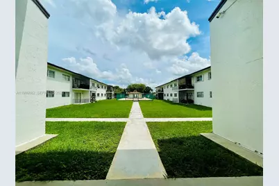 9520 SW 8th St #123, Miami, FL 33174 - Photo 26