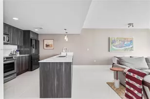 665 NE 25th St, Miami, FL 33137 - Photo 16