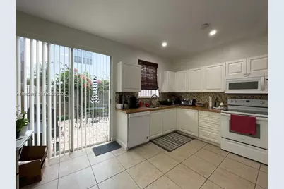 5440 NW 107th Ave #201, Doral, FL 33178 - Photo 22
