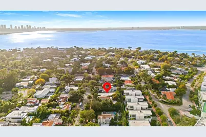 865 W 47th St, Miami Beach, FL 33140 - Photo 38