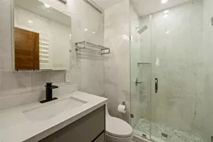 865 W 47th St, Miami Beach, FL 33140 - Photo 18