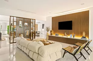 865 W 47th St, Miami Beach, FL 33140 - Photo 10