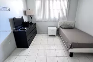 1670 NE 191st St, Miami, FL 33179 - Photo 8