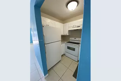 6820 W Flagler St #202, Miami, FL 33144 - Photo 6