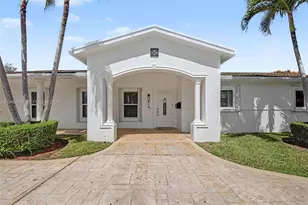 8241 SW 146th St, Palmetto Bay, FL 33158 - Photo 2