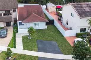 6427 SW 135th Ave, Miami, FL 33183 - Photo 2