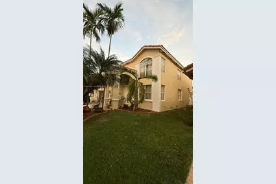 2313 SW 126th Ave, Miramar, FL 33027 - Photo 2