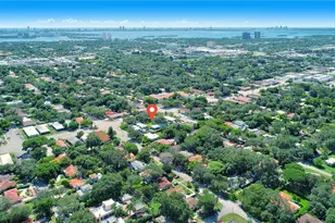 8824 NE 2nd Ave, El Portal, FL 33138 - Photo 20