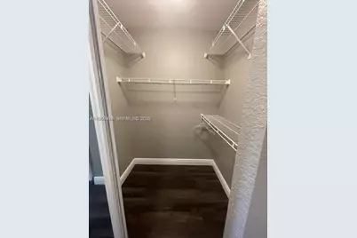 2811 N Oakland Forest Dr #110, Oakland Park, FL 33309 - Photo 10