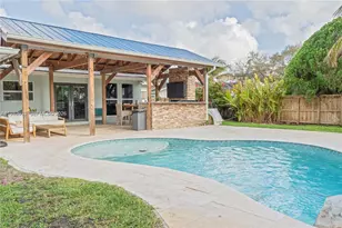 1304 N 40th Ave, Hollywood, FL 33021 - Photo 2