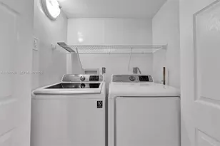 21300 San Simeon Way, Miami, FL 33179 - Photo 18