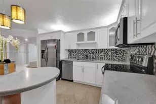 21300 San Simeon Way, Miami, FL 33179 - Photo 4