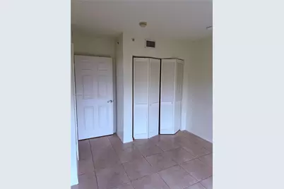 900 SW 8th St #604, Miami, FL 33130 - Photo 36