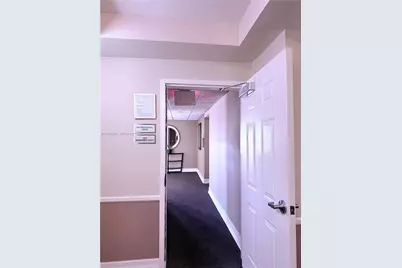 900 SW 8th St #604, Miami, FL 33130 - Photo 10