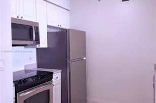 900 SW 8th St, Miami, FL 33130 - Photo 38