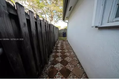 9921 SW 164th Ct, Miami, FL 33196 - Photo 18