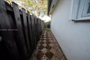 9921 SW 164th Ct, Miami, FL 33196 - Photo 18