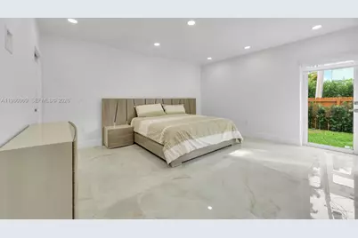 200 N Hibiscus Dr, Miami Beach, FL 33139 - Photo 28