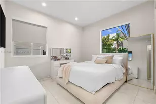 7453 NW 100th Ct, Doral, FL 33178 - Photo 8