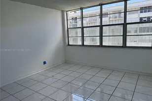 16740 NE 9th Ave, North Miami Beach, FL 33162 - Photo 10