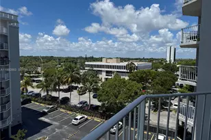 16740 NE 9th Ave, North Miami Beach, FL 33162 - Photo 20