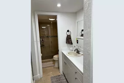 13715 Kendale Lakes Cir #A-304, Miami, FL 33183 - Photo 6