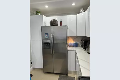 13715 Kendale Lakes Cir #A-304, Miami, FL 33183 - Photo 2