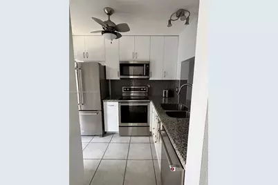 1481 S Ocean Blvd #106E, Lauderdale by the Sea, FL 33062 - Photo 1