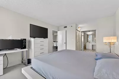 3300 NE 192nd St #1611, Aventura, FL 33180 - Photo 24