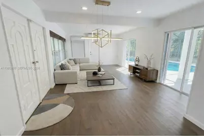 11890 SW 72nd Pl, Pinecrest, FL 33156 - Photo 4