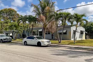 2515 SW 44th Ave, West Park, FL 33023 - Photo 8